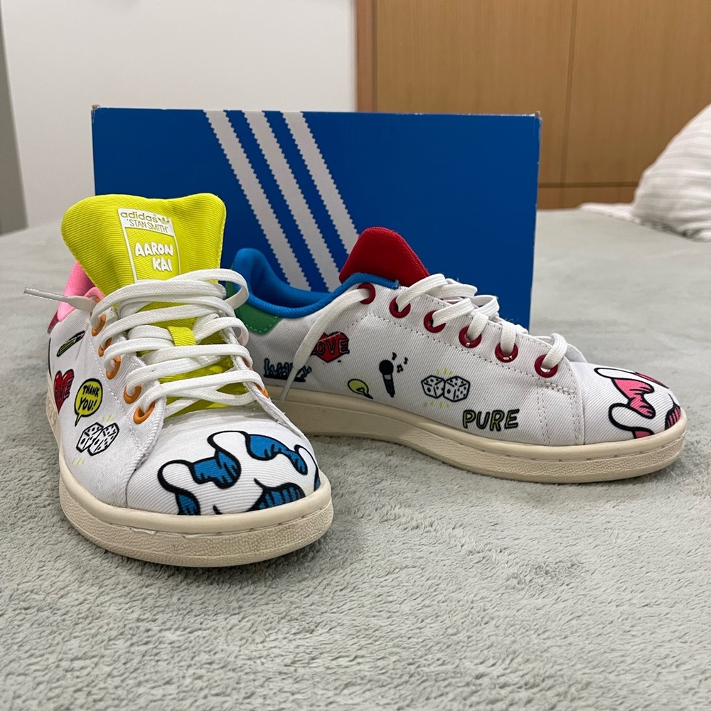 adidas Stan Smith J PrimeBlue Kids Size 5